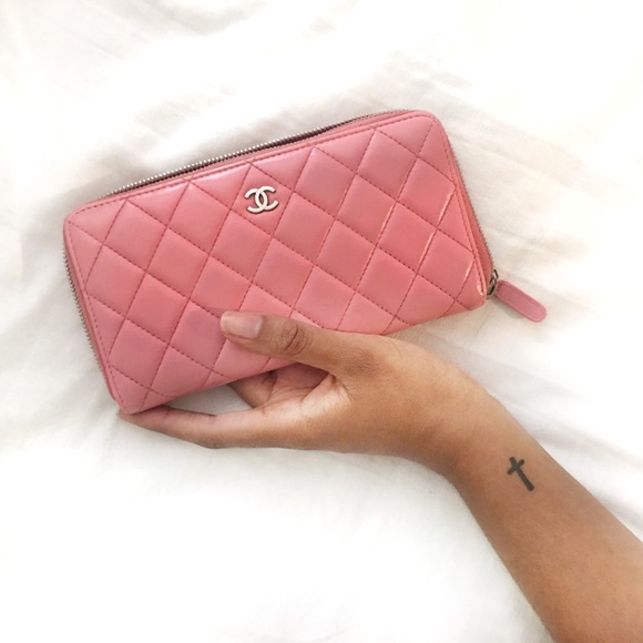🌸SOLD🌸 Part II: Chanel Zippy Wallet Clutch - Picture 2 of 8